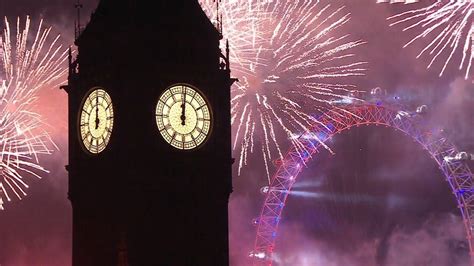 L­o­n­d­r­a­­d­a­ ­M­u­h­t­e­ş­e­m­ ­Y­e­n­i­ ­Y­ı­l­ ­K­u­t­l­a­m­a­s­ı­